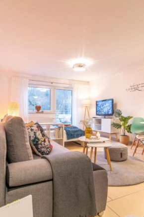 Modernes Apartment im Grünen I Balkon I WLAN I Stellplatz